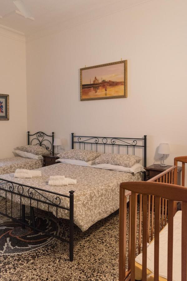 Bed and Breakfast Antica Terrazza Фраскаті Екстер'єр фото