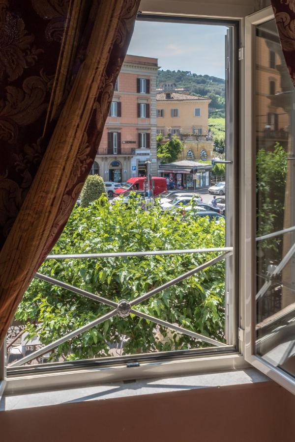 Bed and Breakfast Antica Terrazza Фраскаті Екстер'єр фото